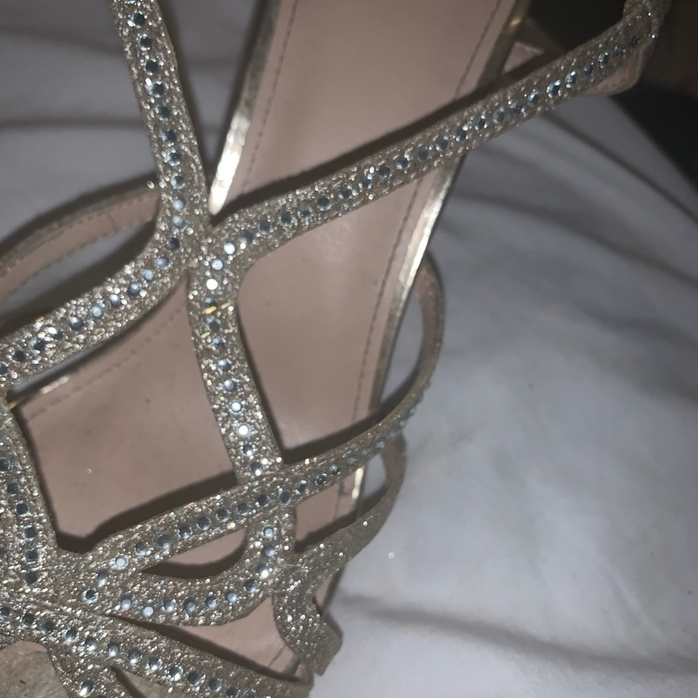Heels - Picture 2 of 4